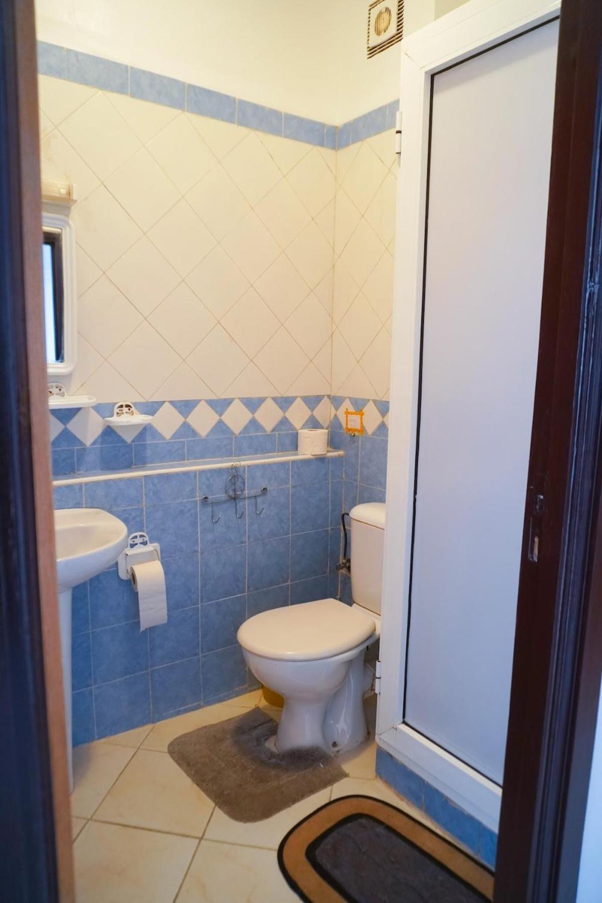 Apartment Moderne Et Bien Situe A